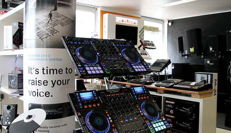 Music Store Dresden Image 9